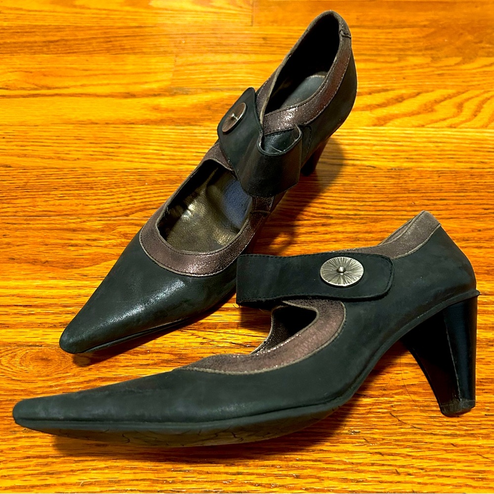 Black and bronze heel by Fidji size 39.5